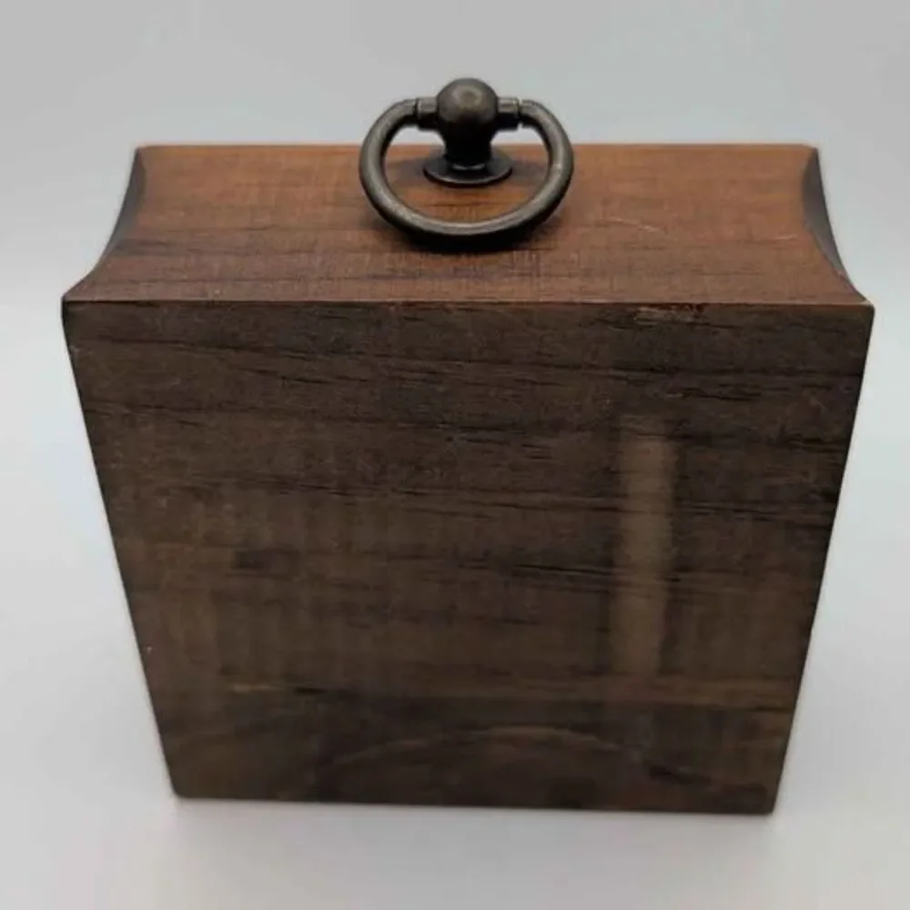 Vintage Je-Mel Vermont Wood Candle Holder Block Primitive Colonial Ring Pull